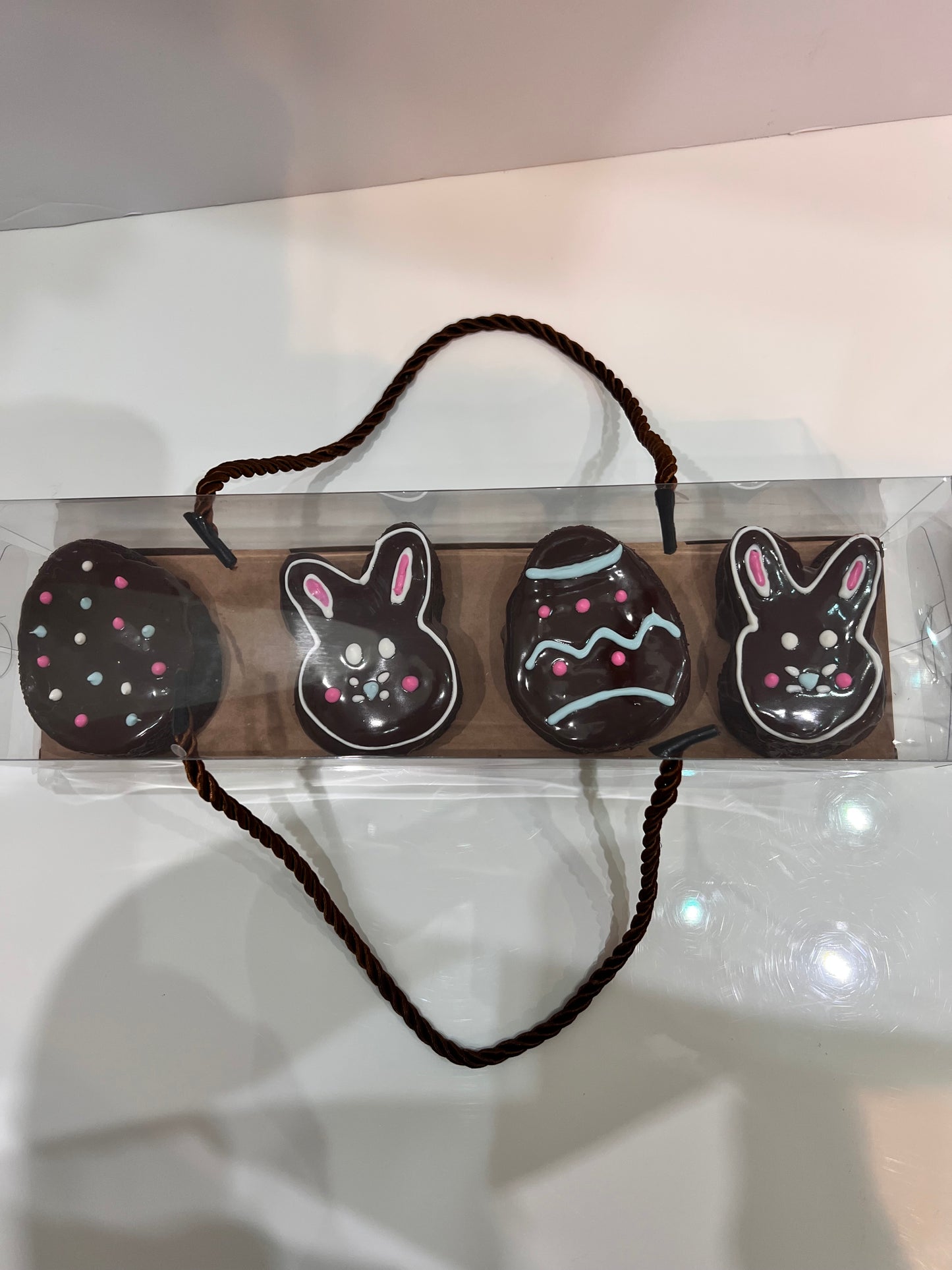 4 Medium Chocolate Cakes